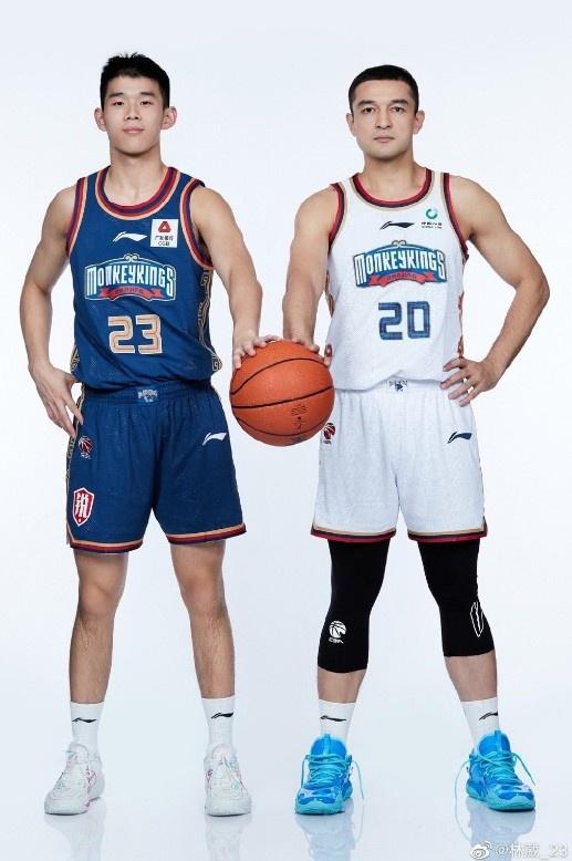 那不勒斯青春风暴席卷联赛，U23小将包办四球